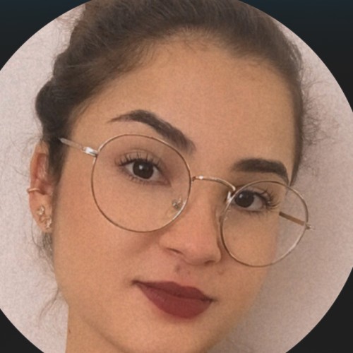 Letícia B.