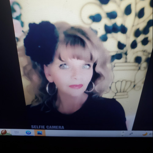 Cyndi P.