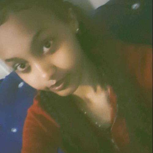 emilya g. profile photo