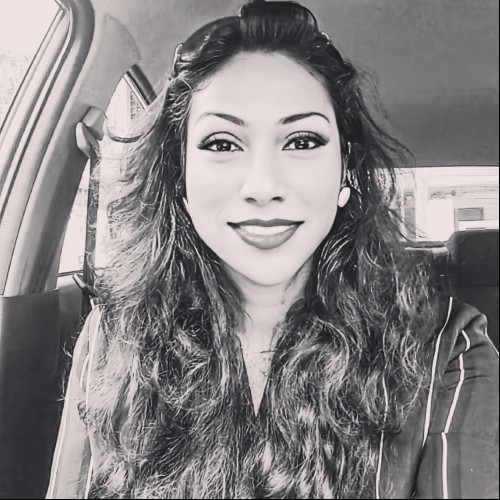 Selvia K.