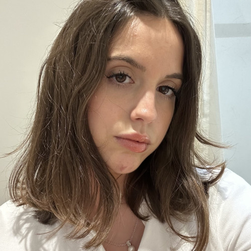 Chloe m.