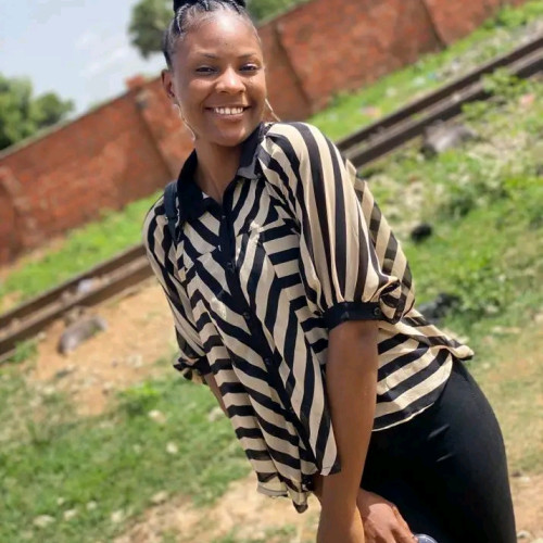 Farida  L. profile photo
