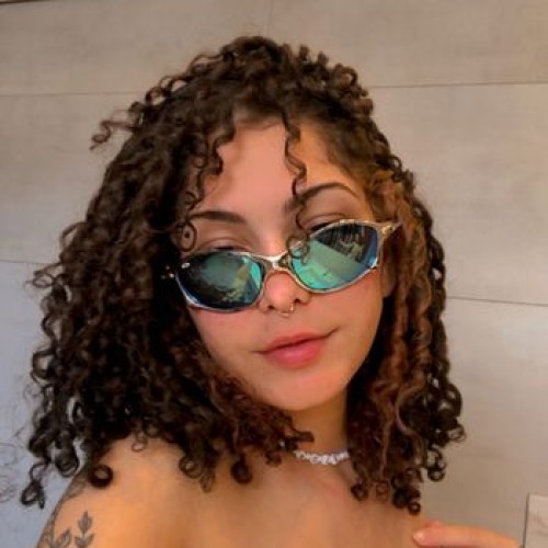 Lara F. profile photo