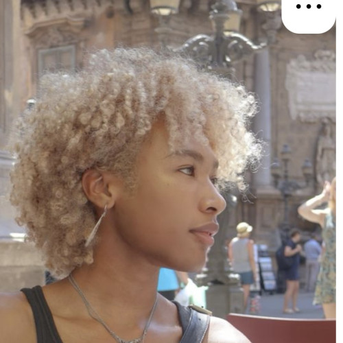 S. Robbi R. profile photo