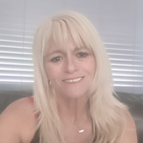 Julie G. profile photo