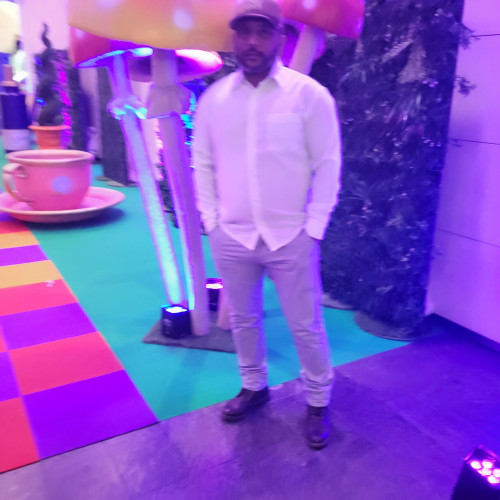 tesfalidet m. profile photo