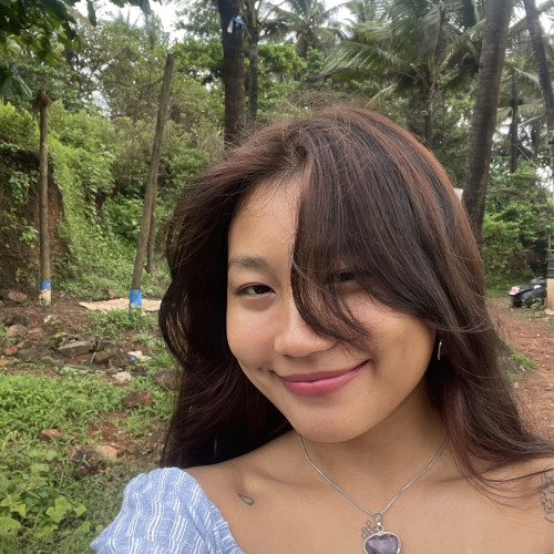 Min B. profile photo