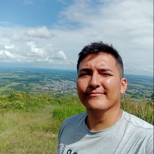 Edwar  R. profile photo