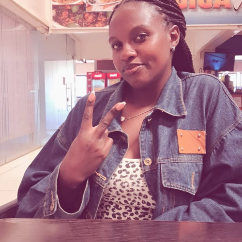 Cynthia j. profile photo