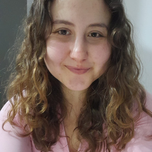 Ece Y. profile photo