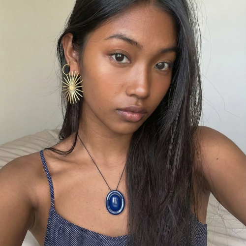 Ayla V. profile photo