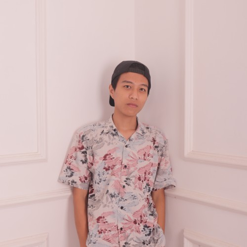 Haris T.