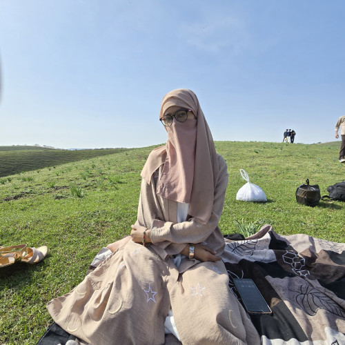 Zara kahna K. profile photo