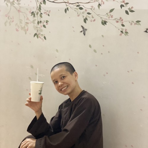 Nhu Q.
