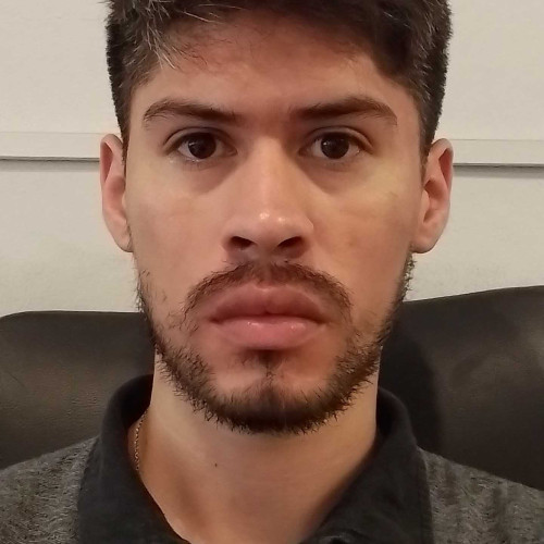 Lucas L.