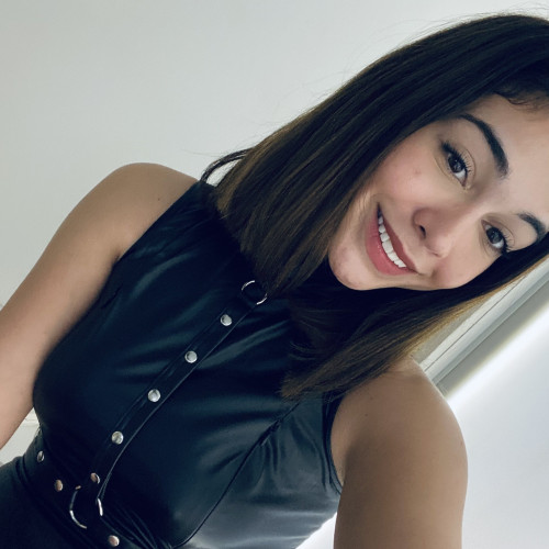 Maya N.