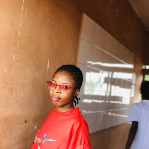 favie l. profile photo