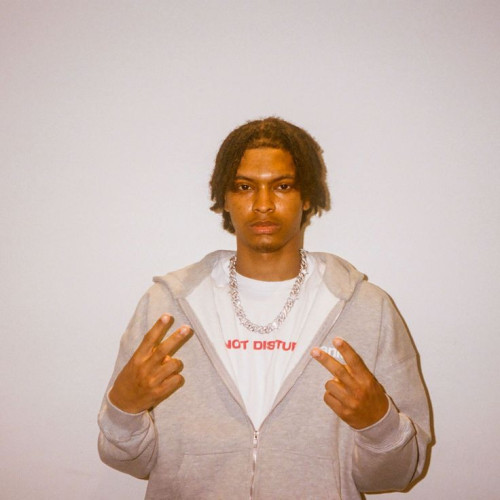 V7ENA B. profile photo