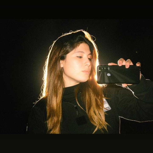 Luna V. profile photo