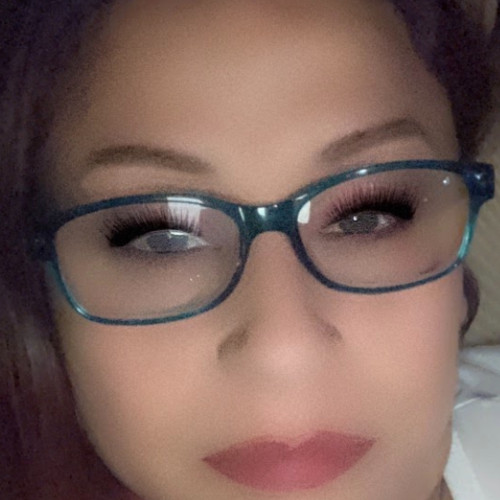 Adriana R.