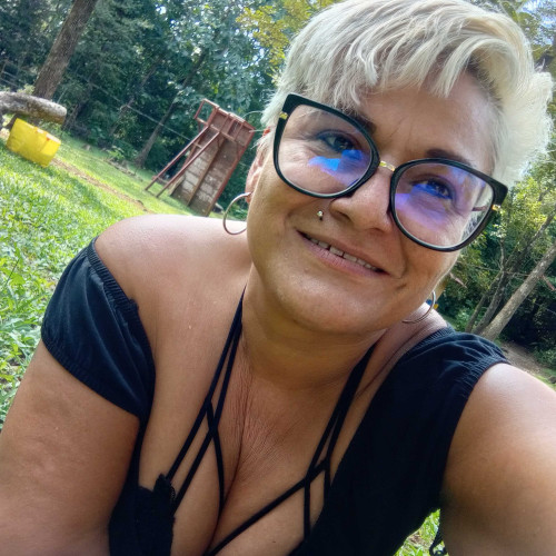Yerlyn V. profile photo
