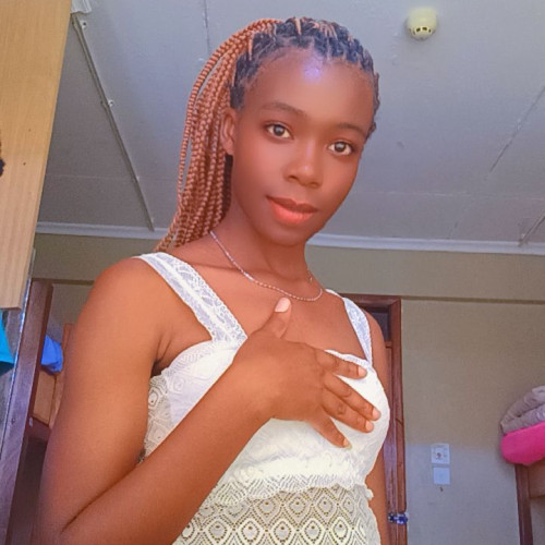 Lizzie M. profile photo