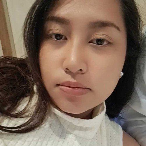 Crystal B. profile photo