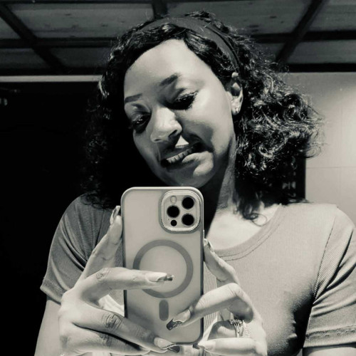 Elle M. profile photo