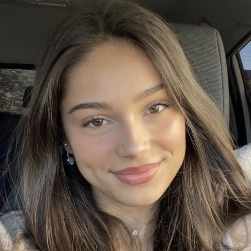 Kiara L.