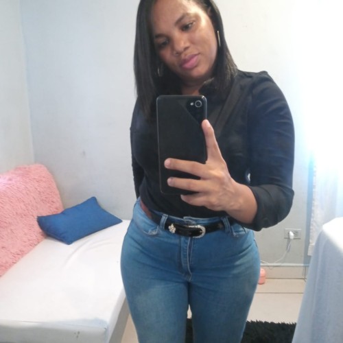 Mariel R. profile photo