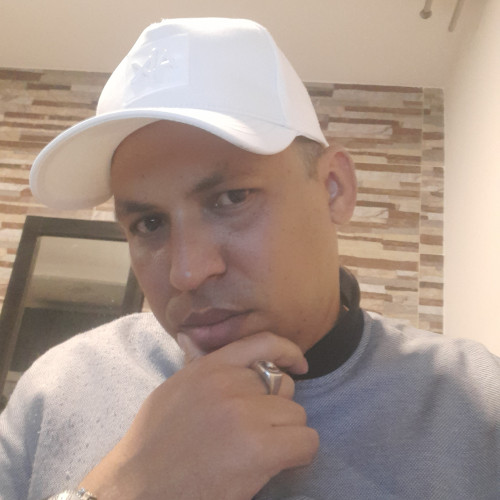 Luis  R. profile photo