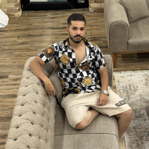 Arian F. profile photo