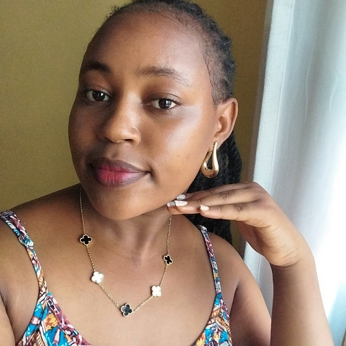 LINSY  G. profile photo