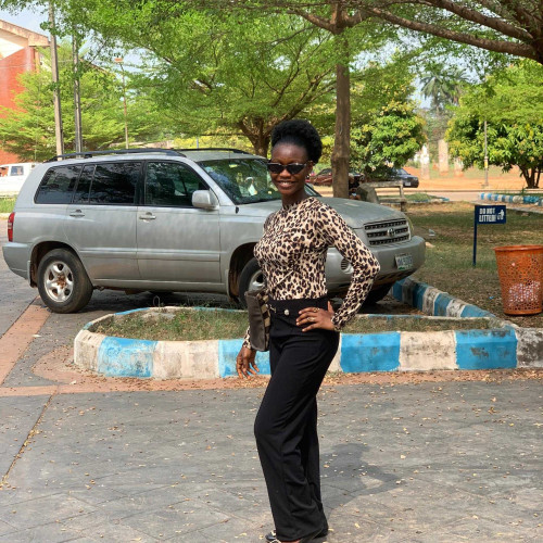 Des M. profile photo