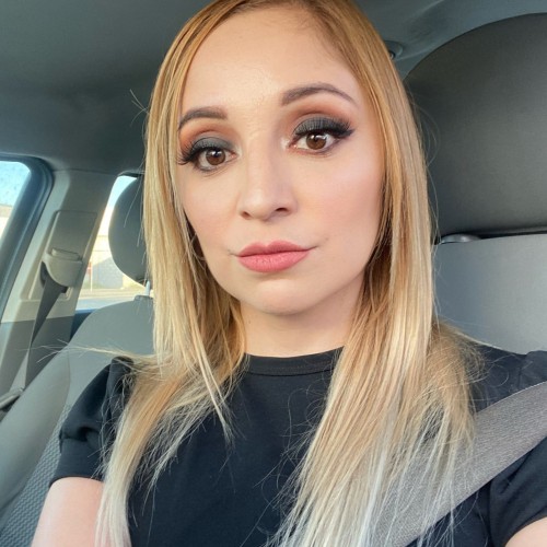 Claudia  G. profile photo