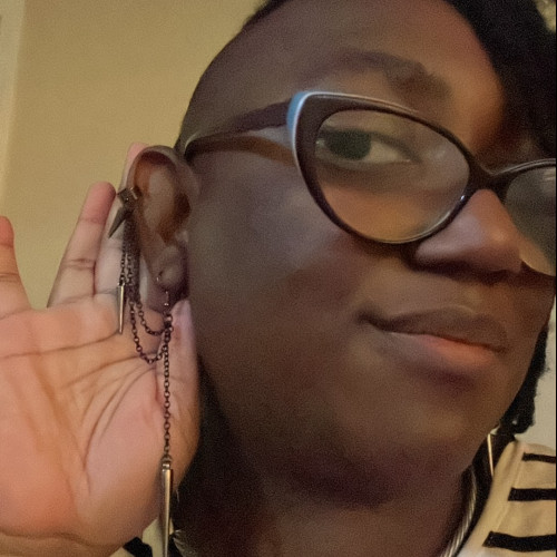 Mia J. profile photo