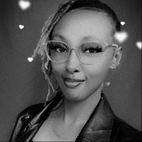 Ivy Mary w. profile photo