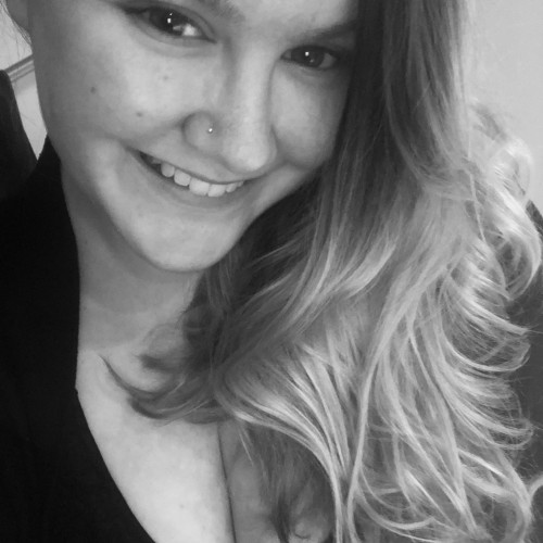 Nicholle V.