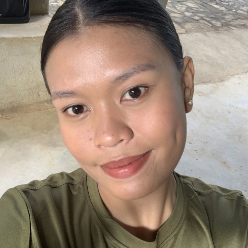 Claire P. profile photo