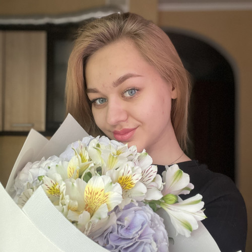 Анна Ф.