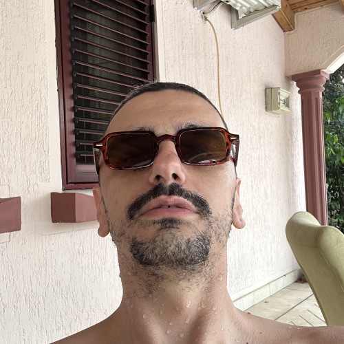 Mario P.