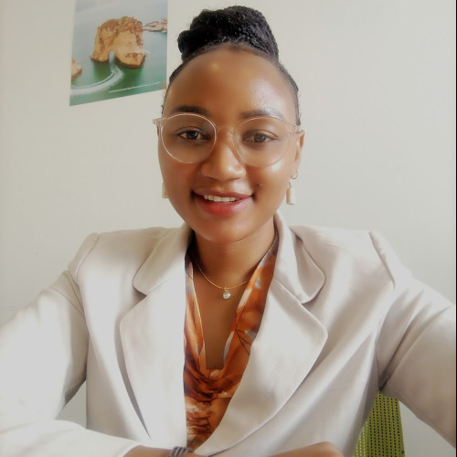 Merie K. profile photo