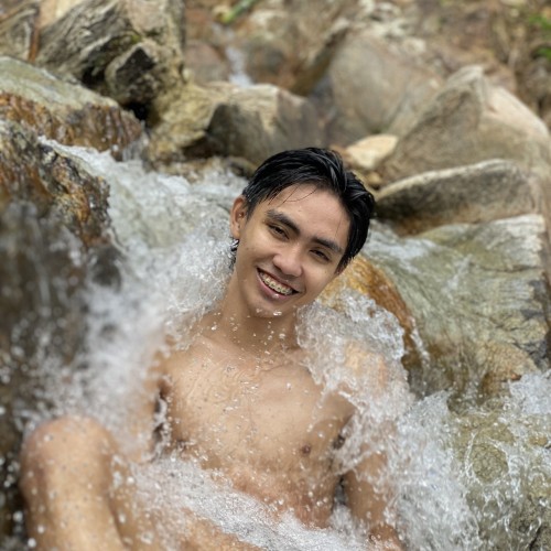 Jeric V.