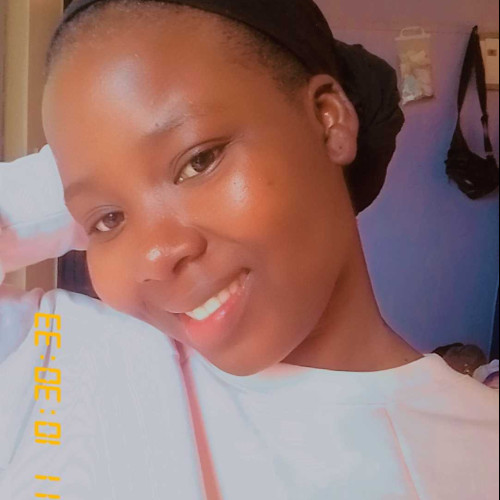 Naomie J. profile photo