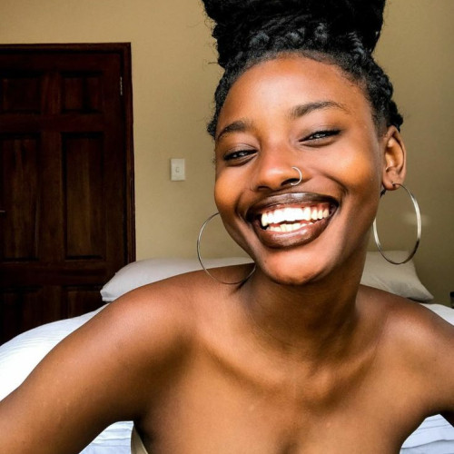 Yvonne W. profile photo