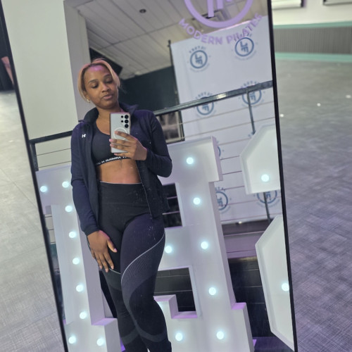 Dee C. profile photo