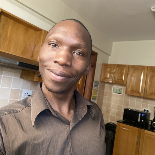 Etoori J. profile photo