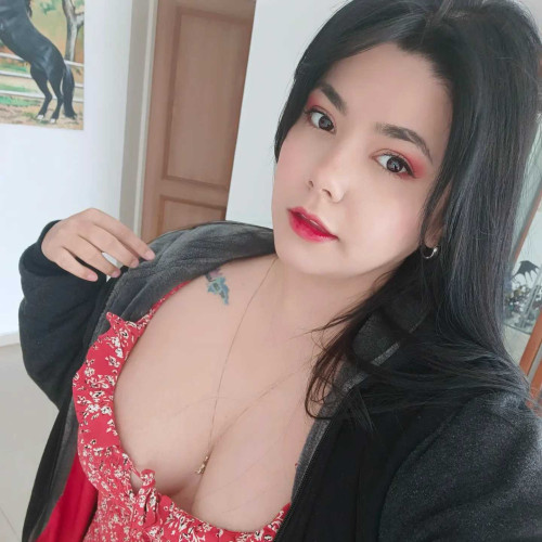 Aura Cristina E. profile photo