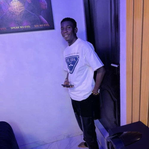 Efe E. profile photo