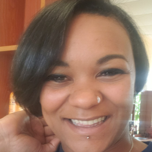 Shennelle J. profile photo